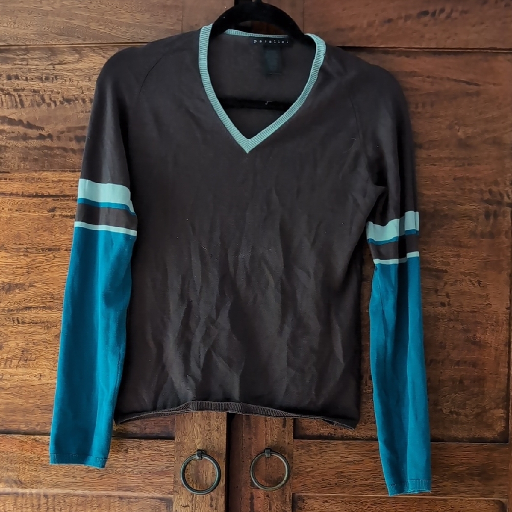 Silk Knit V-Neck Sweater in Brown and Blue And Turquoise